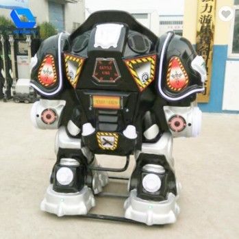 Езда занятности детей портативной машинки на оборудовании робота с системой управления цифров