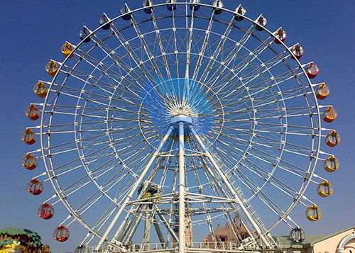 На открытом воздухе колесо Феррис парка атракционов/электрическое колесо Феррис с 72 людьми